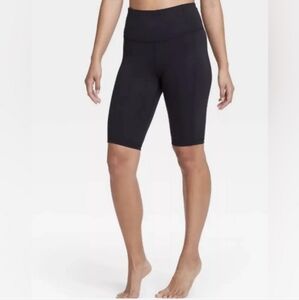 🆕️ All In Motion Contour Power Waist High Rise 10.5" Biker Shorts